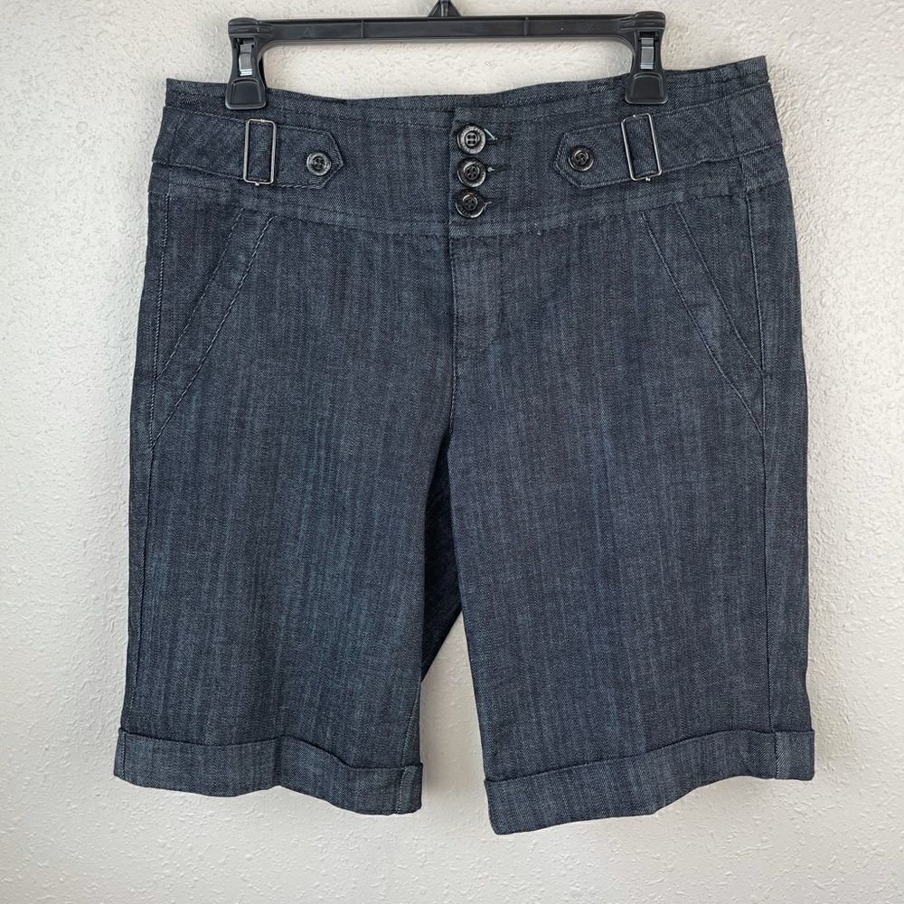 NWT JW Styles Denim Shorts Size 10